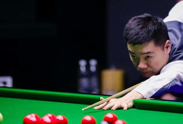 他在与劲敌 他在与劲敌